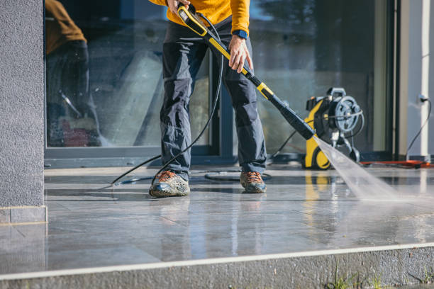 Best Roof Washing  in Lynchburg, OH